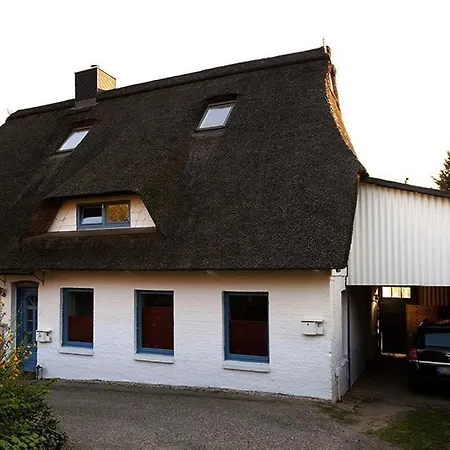 Apartment Am Sandbarg, Ferienwohnung *
