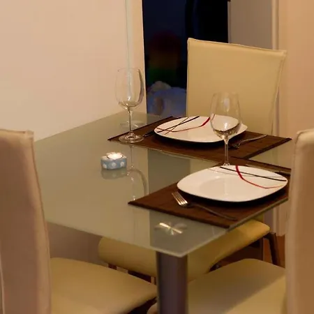 Apartment Am Sandbarg, Ferienwohnung *